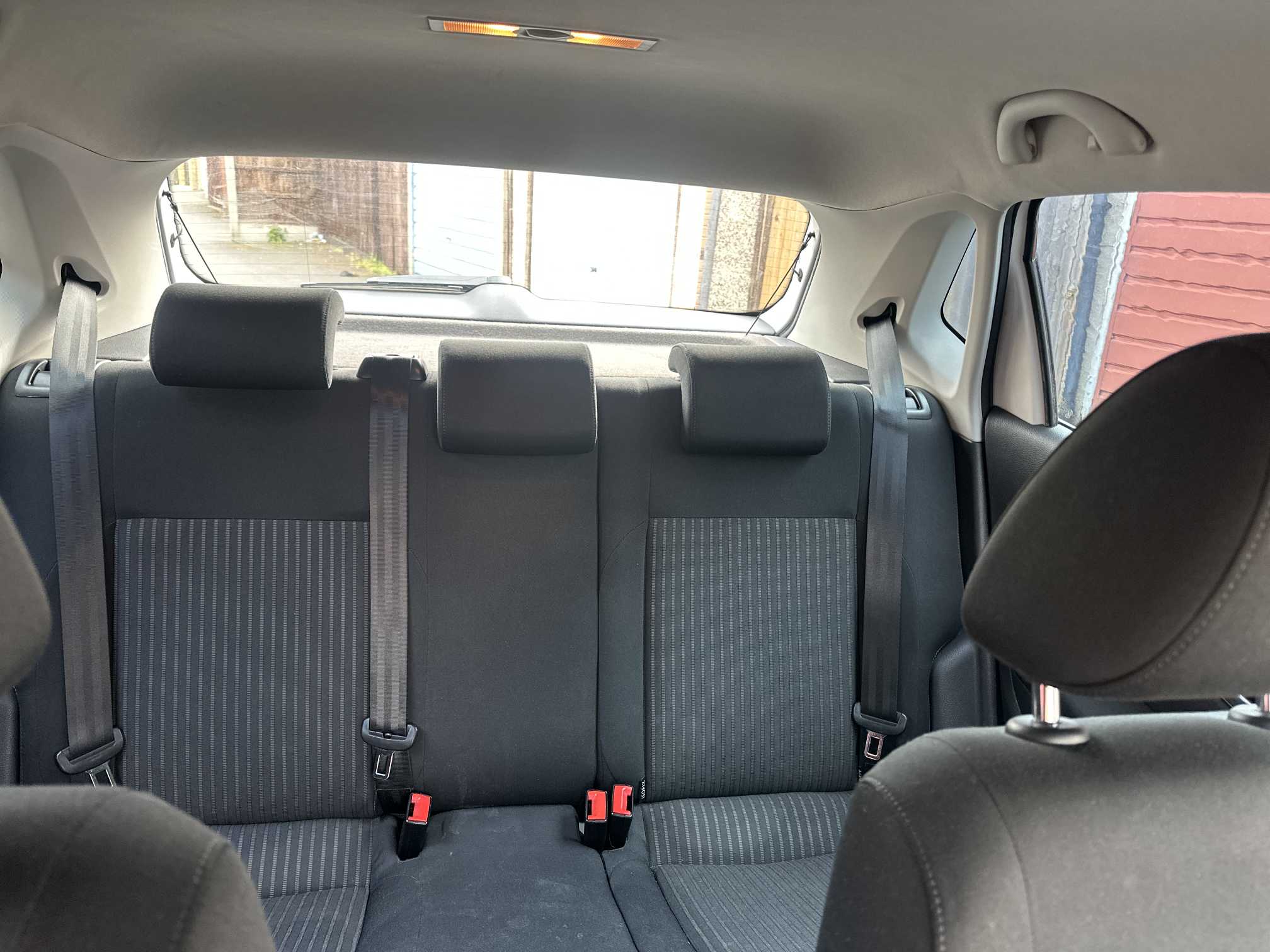 
Volkswagen Polo 2011 With Fog full									