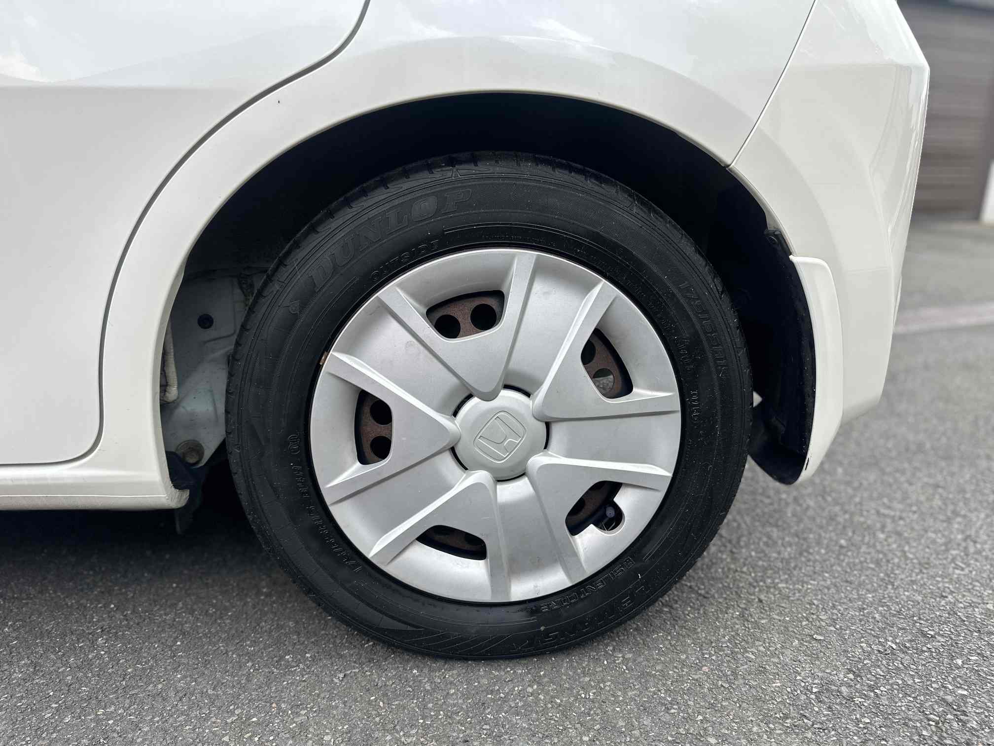 
Honda Fit White 2011 full									