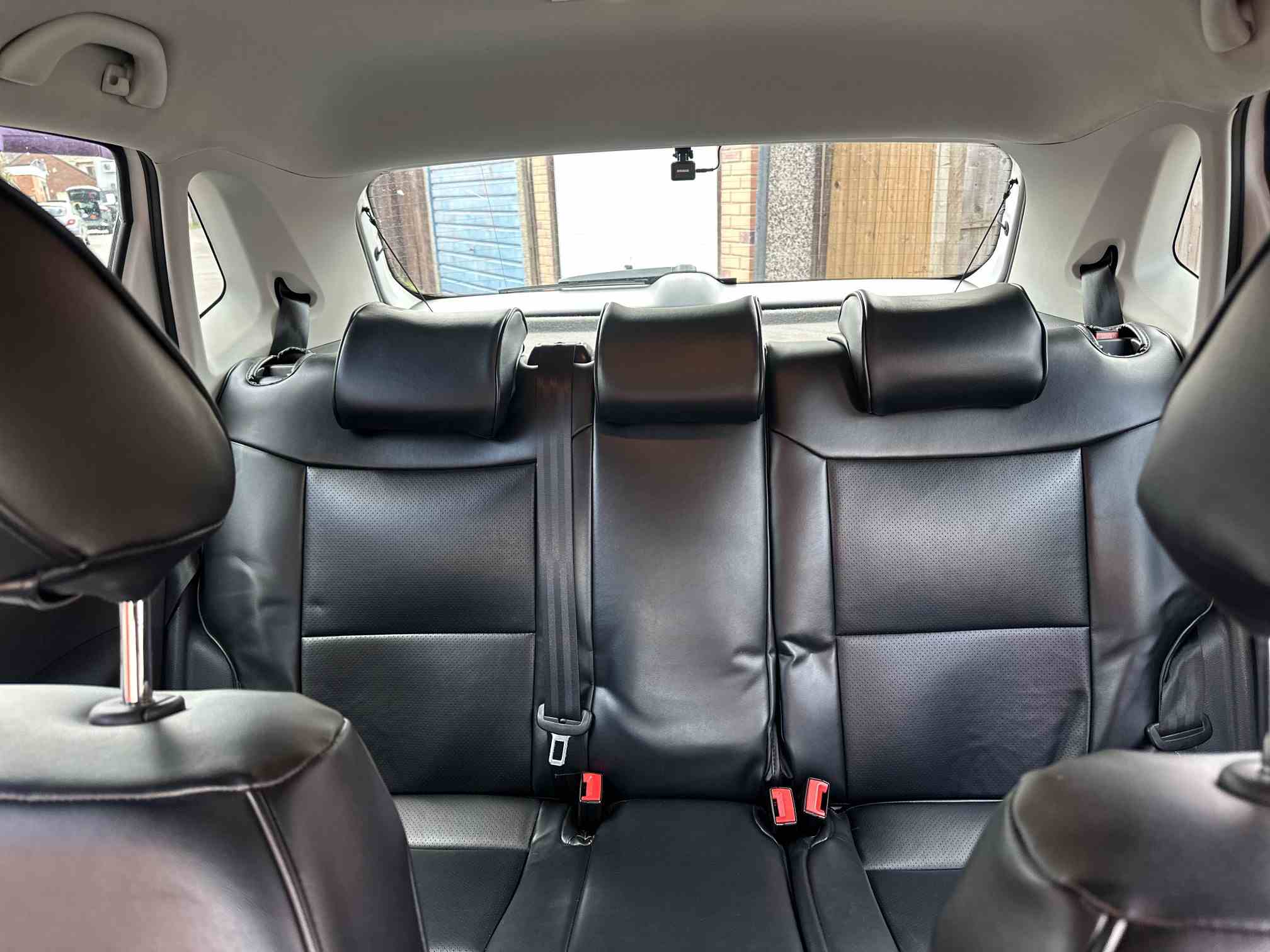 
Volkswagen Polo 2011 full									