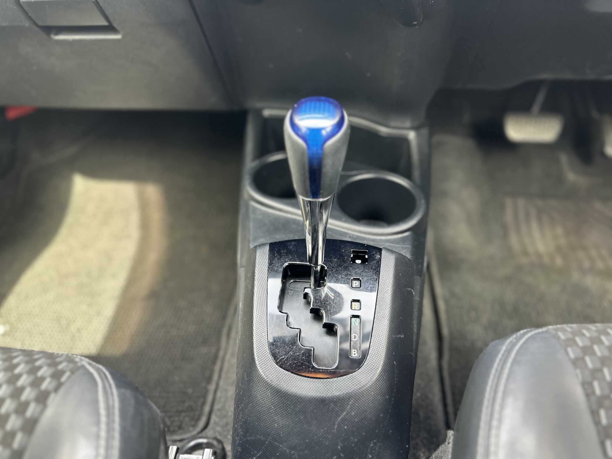 
Toyota Aqua Crossover full									