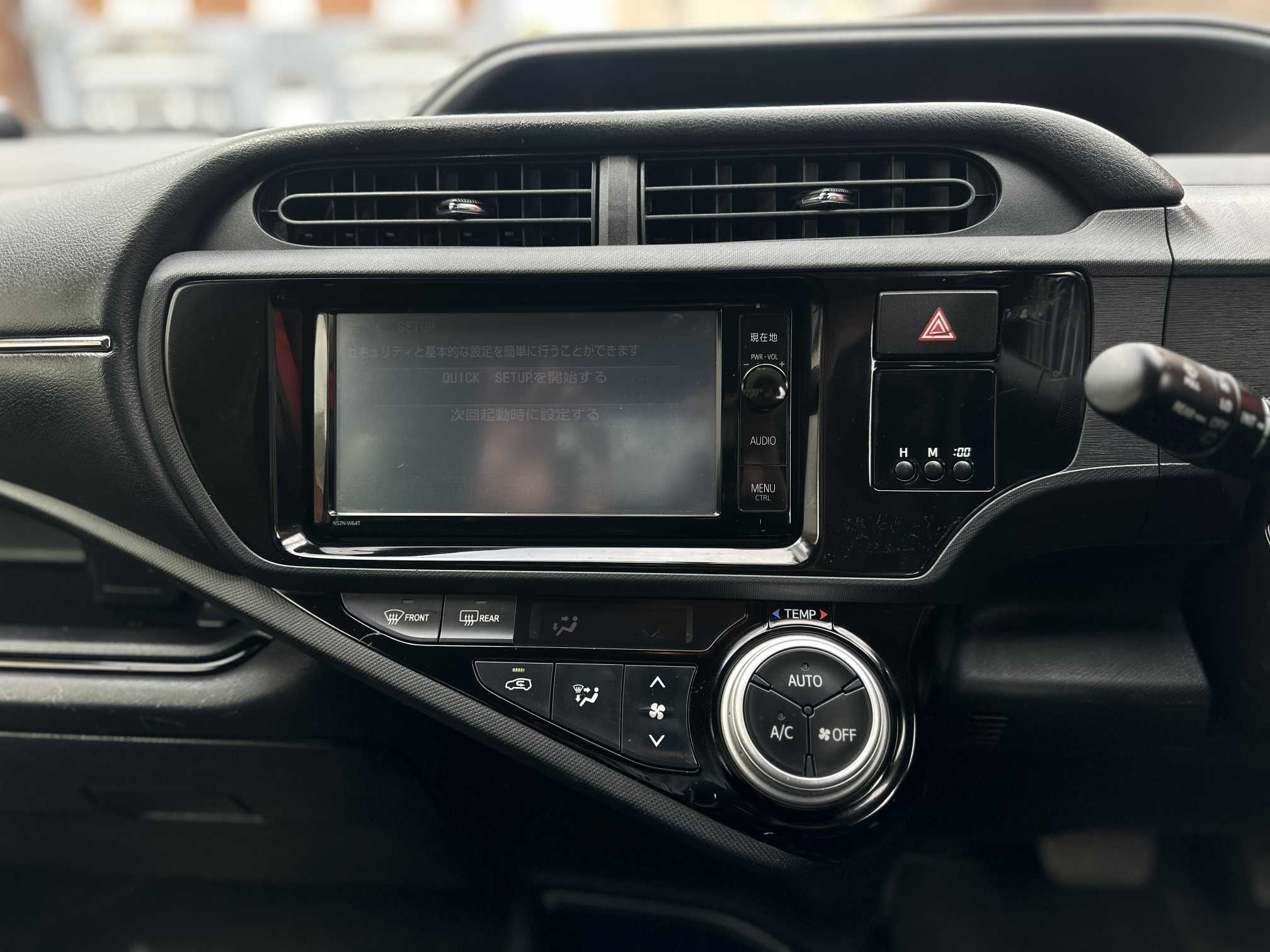 
Toyota Aqua Crossover full									