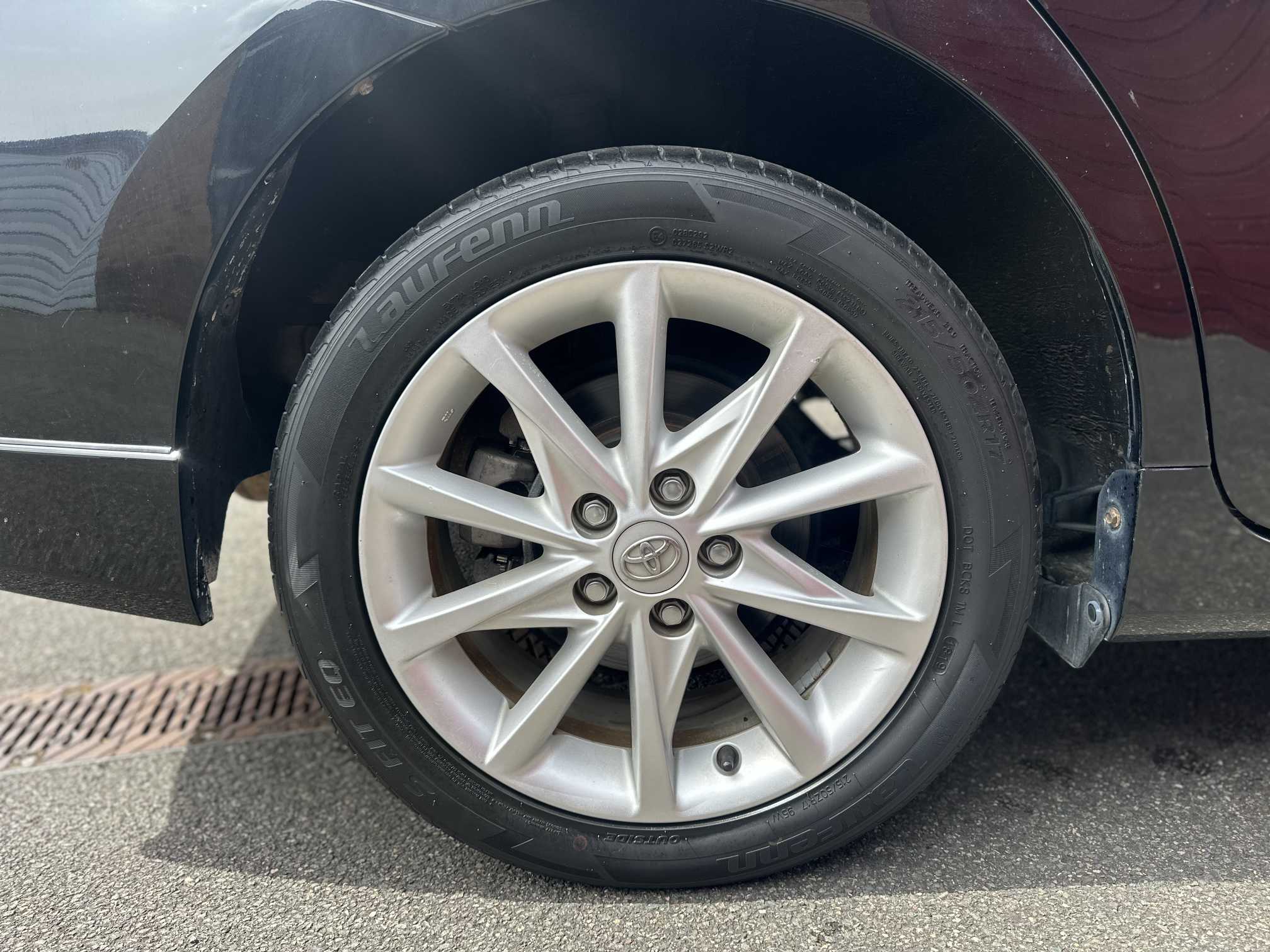 
Toyota Prius Plus 2013 full									