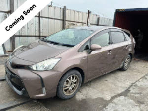 Prius Plus 2015 Brown