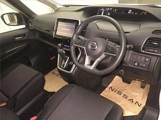 
Nissan Serena 2019 Black full									