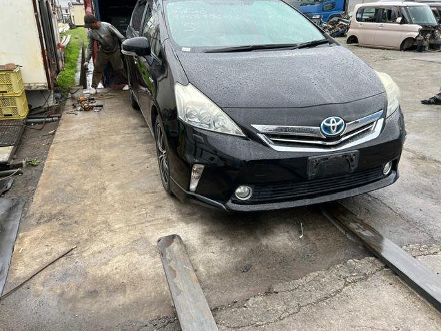 
Prius Plus 2013 full									