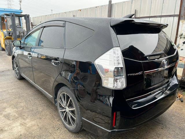
Prius Plus 2013 full									