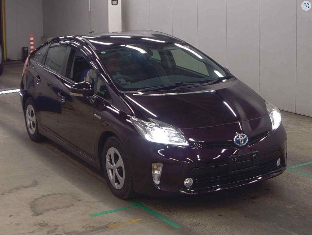 
Prius 2015 Purple full									