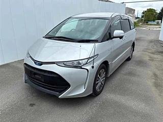 
Toyota Estima 2019 Silver full									