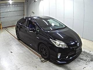 
Toyota Prius 2013 Black full									