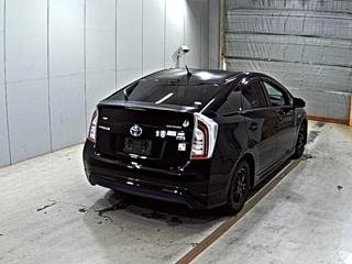 
Toyota Prius 2013 Black full									