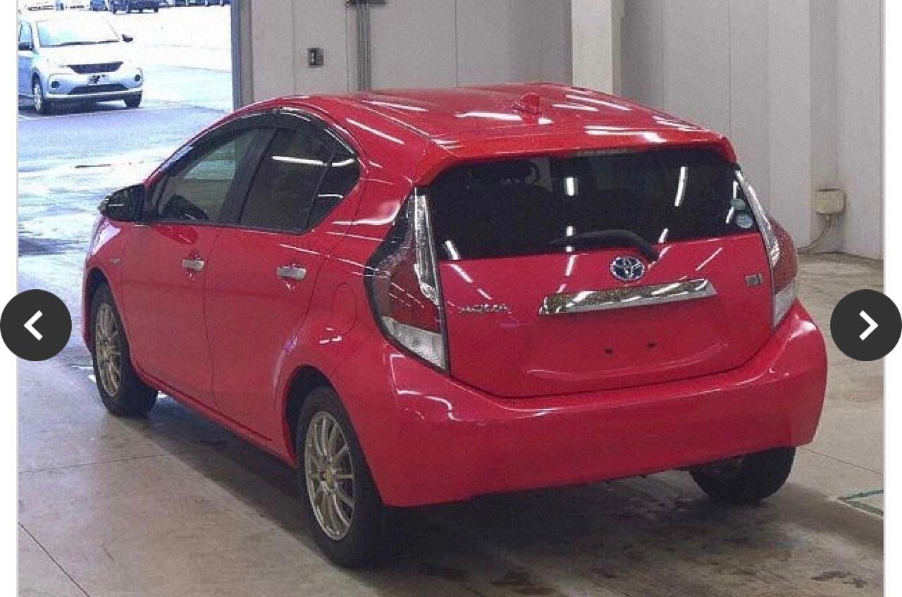 
Toyota Aqua 2015 Pink full									