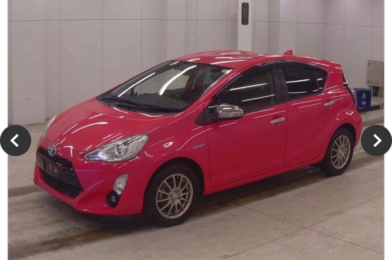 
Toyota Aqua 2015 Pink full									