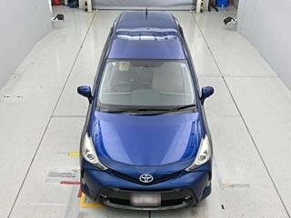 
Toyota Prius + 2015 Blue full									
