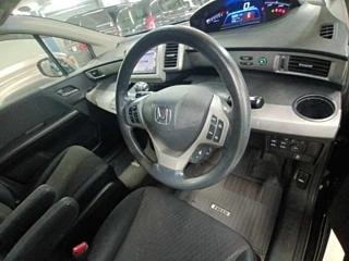 
Honda Freed 2015 Black full									