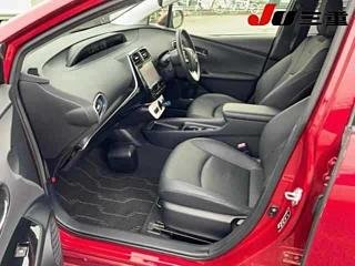 
Toyota Prius 2016 Red Wine full									
