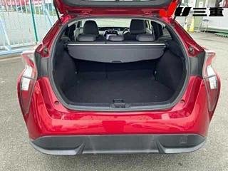 
Toyota Prius 2016 Red Wine full									